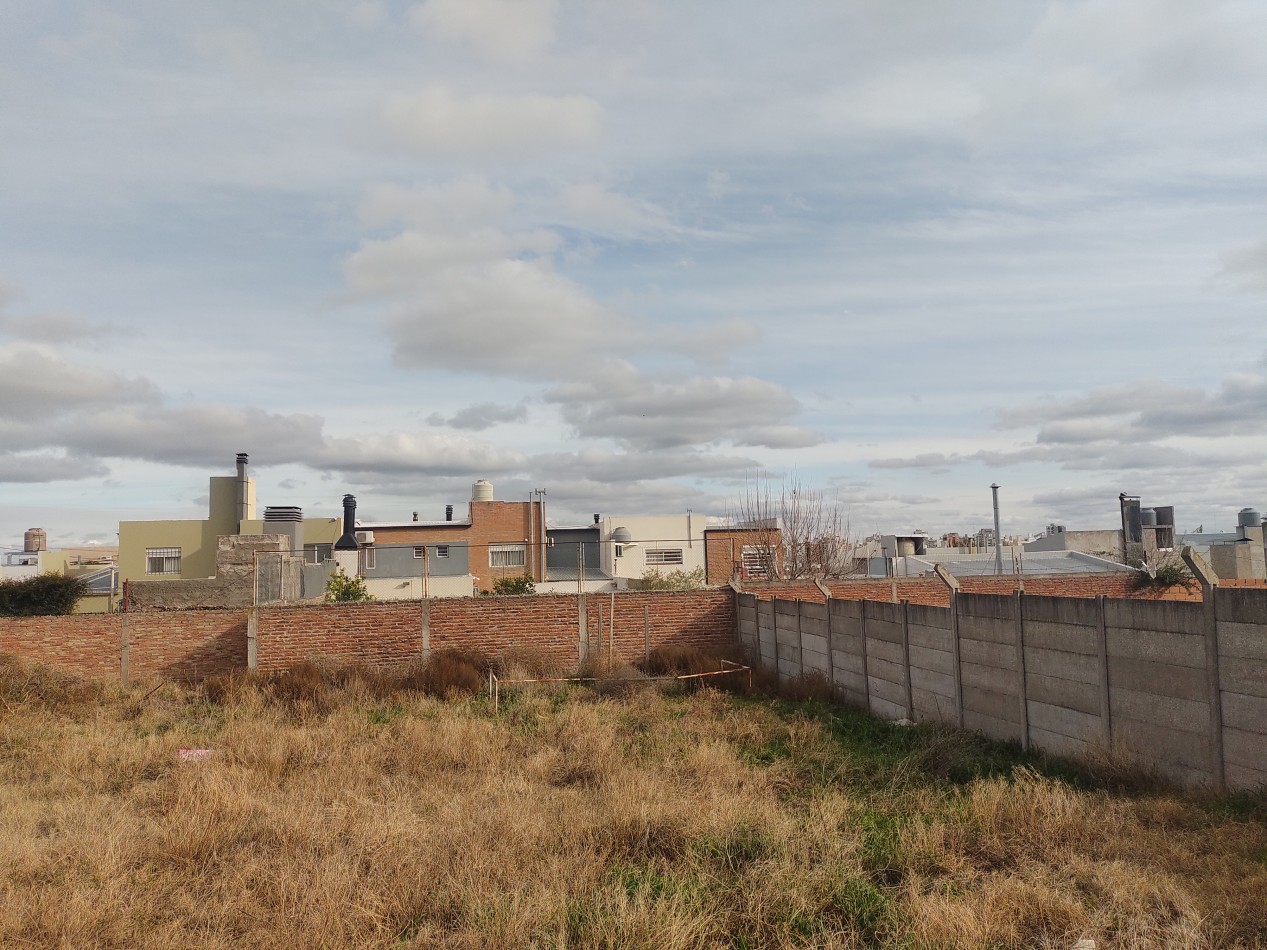 Terreno en venta en bahia blanca  con escritura 