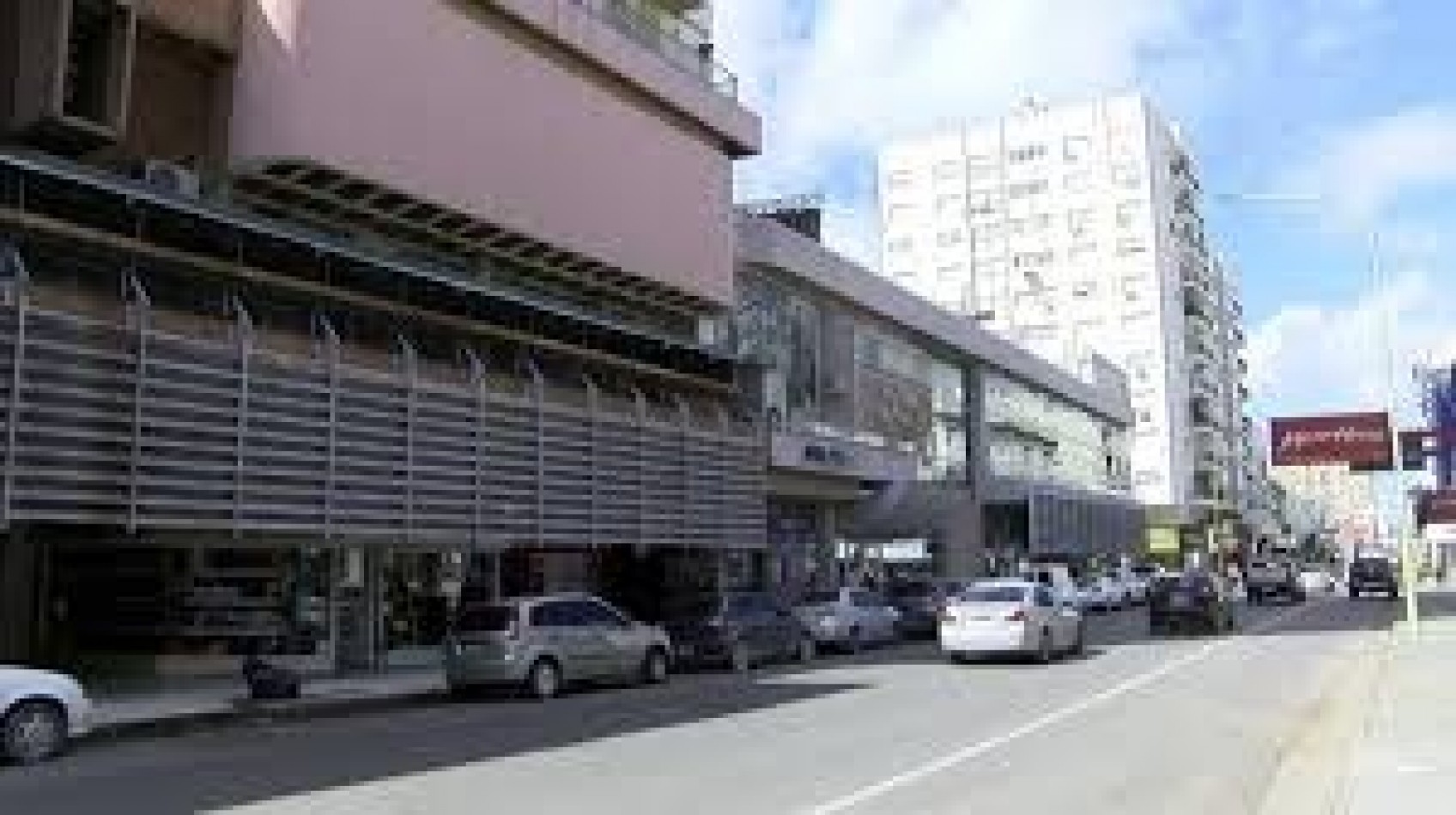 local en Venta galeria vision 2000 en Bahia Blanca 