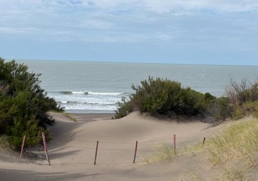 Terreno en venta frente al mar en el balnearo sauce grande 